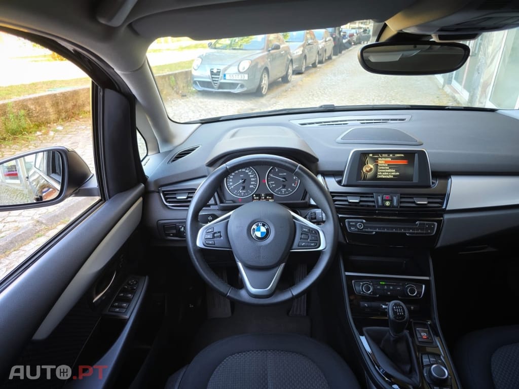 BMW 216 d