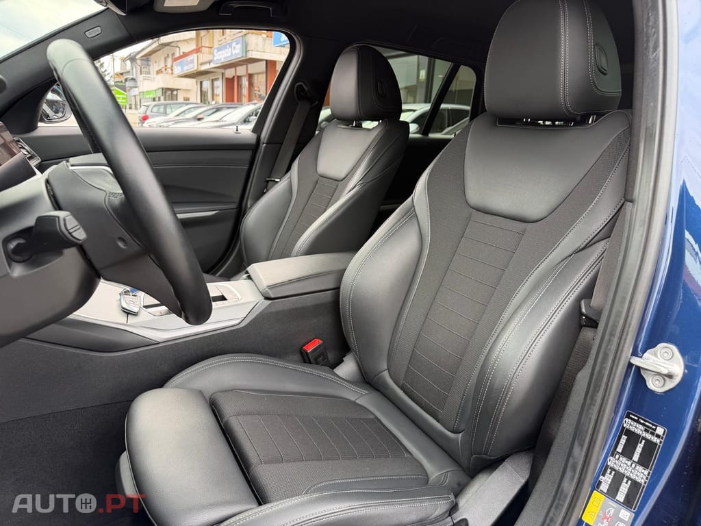 BMW 320 e Line Sport Auto