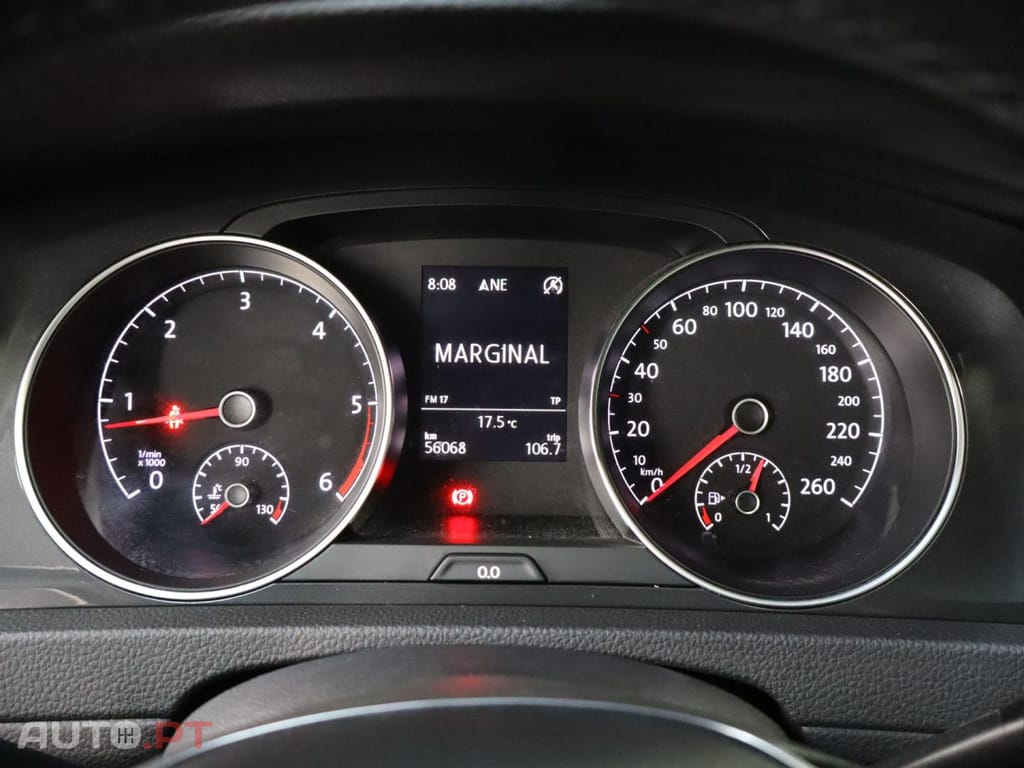 Volkswagen Golf 1.6 TDI Confortline