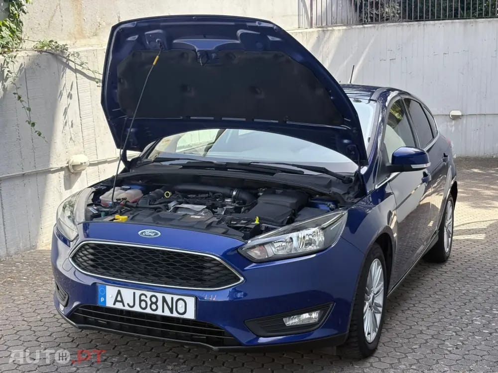 Ford Focus 1.0 EcoBoost S&S COOL&CONNECT DESIGN