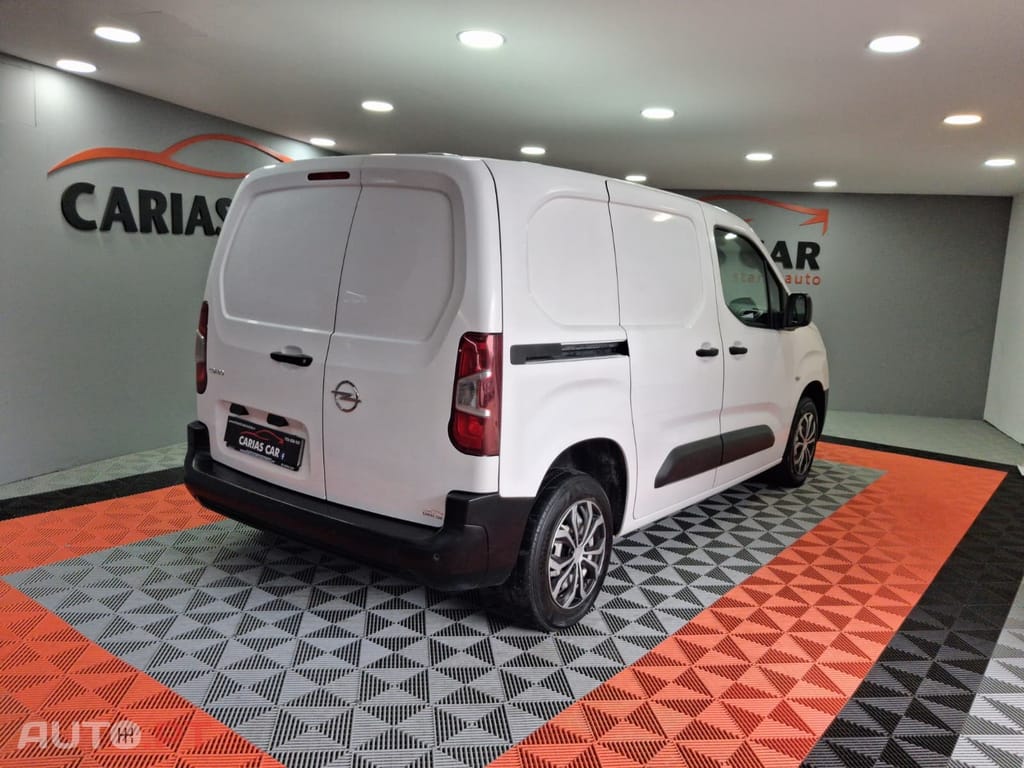 Opel Combo 1.5 CDTi L1H1 Enjoy