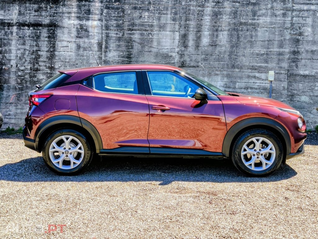 Nissan Juke DIG-T 117 Acenta — fotografia 19