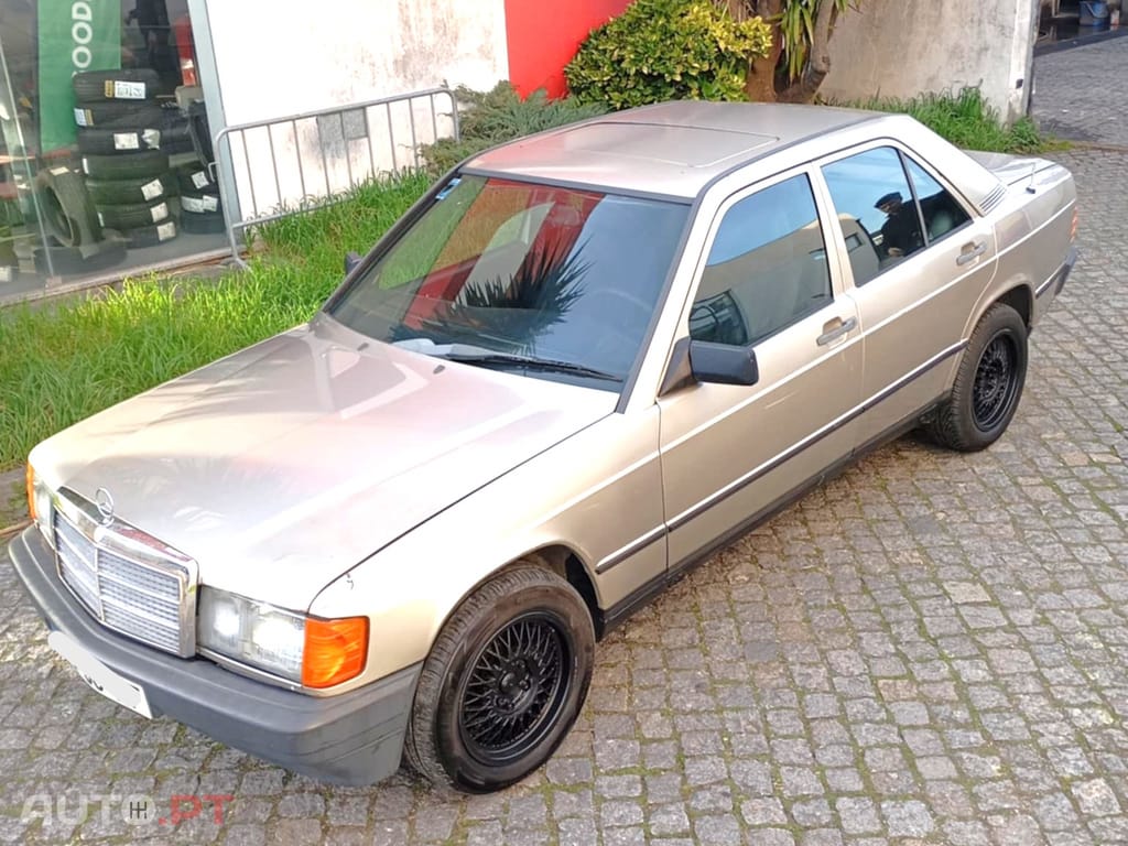 Mercedes-Benz 190 D