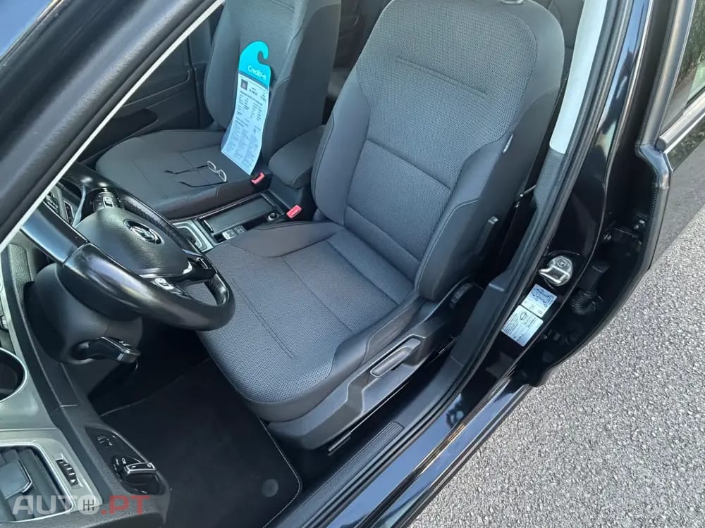 Volkswagen Golf 1.6 TDi Trendline DSG