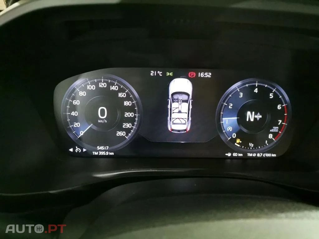 Volvo XC40 1.5 T2 Momentum