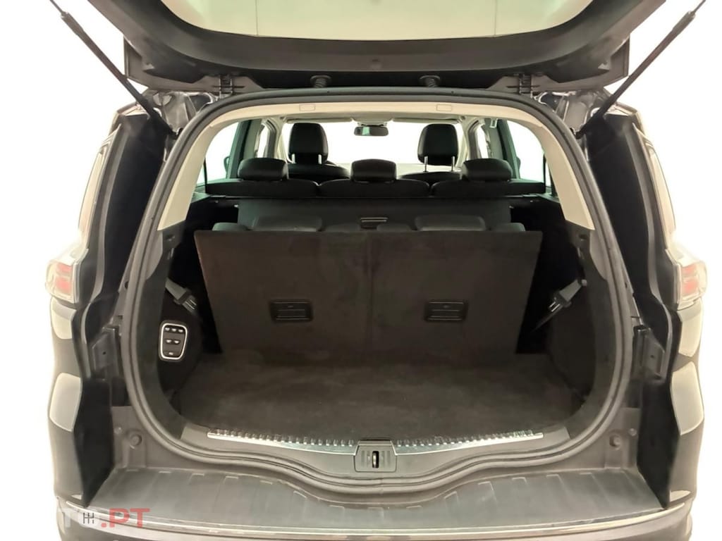 Renault Espace 2.0 dCi Evolution EDC