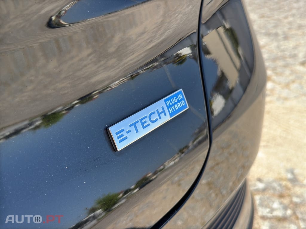 Renault Captur 1.6 E-Tech Plug-In Intens