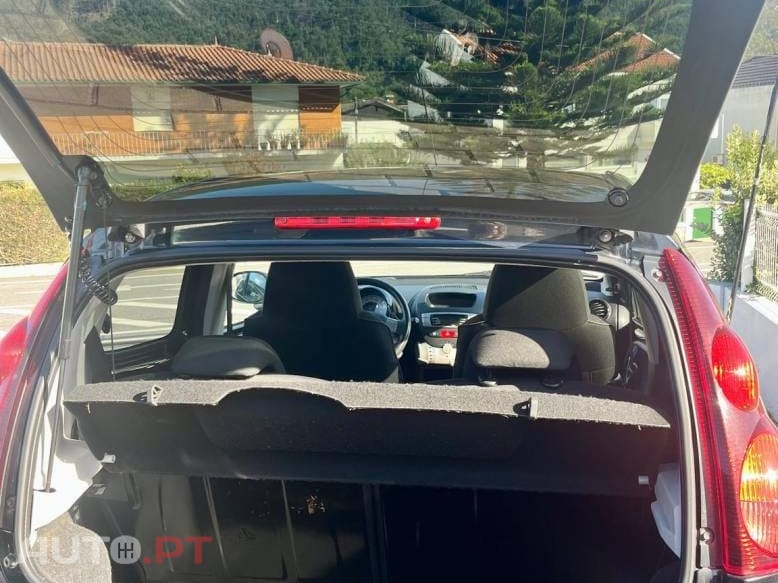 Peugeot 107 1.0 SE Envy 2-Tronic