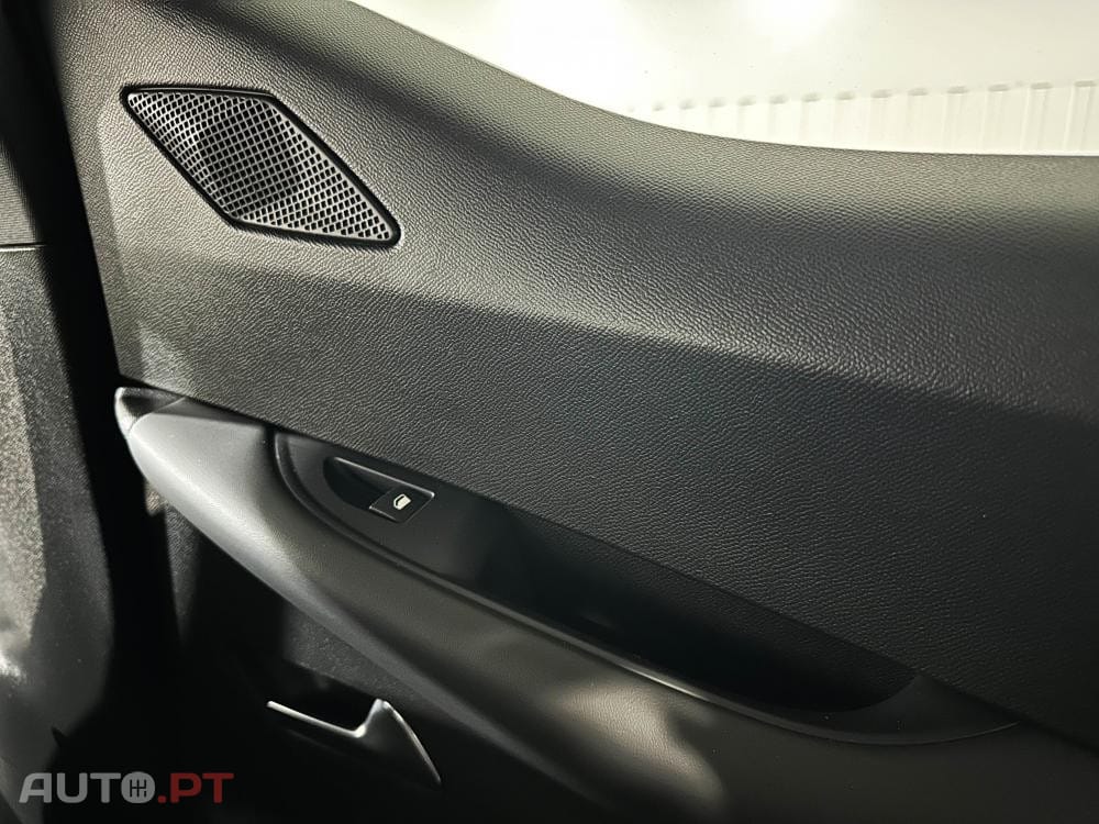 DS DS3 Crossback E-Tense Performance Line