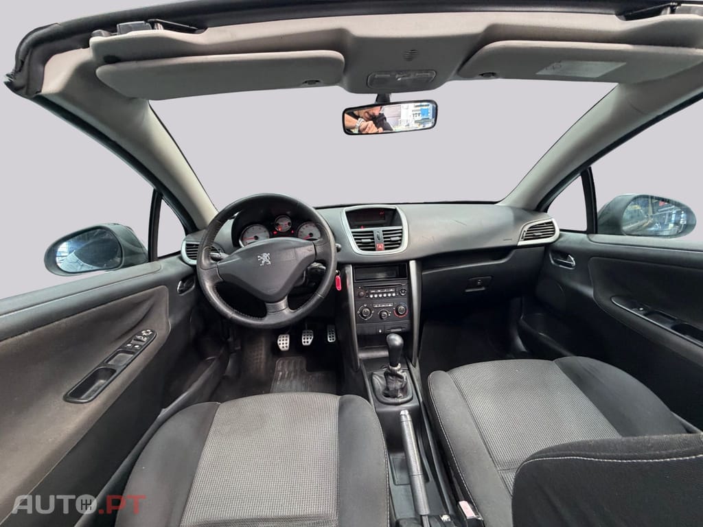 Peugeot 207 CC 1.6 VTi Active