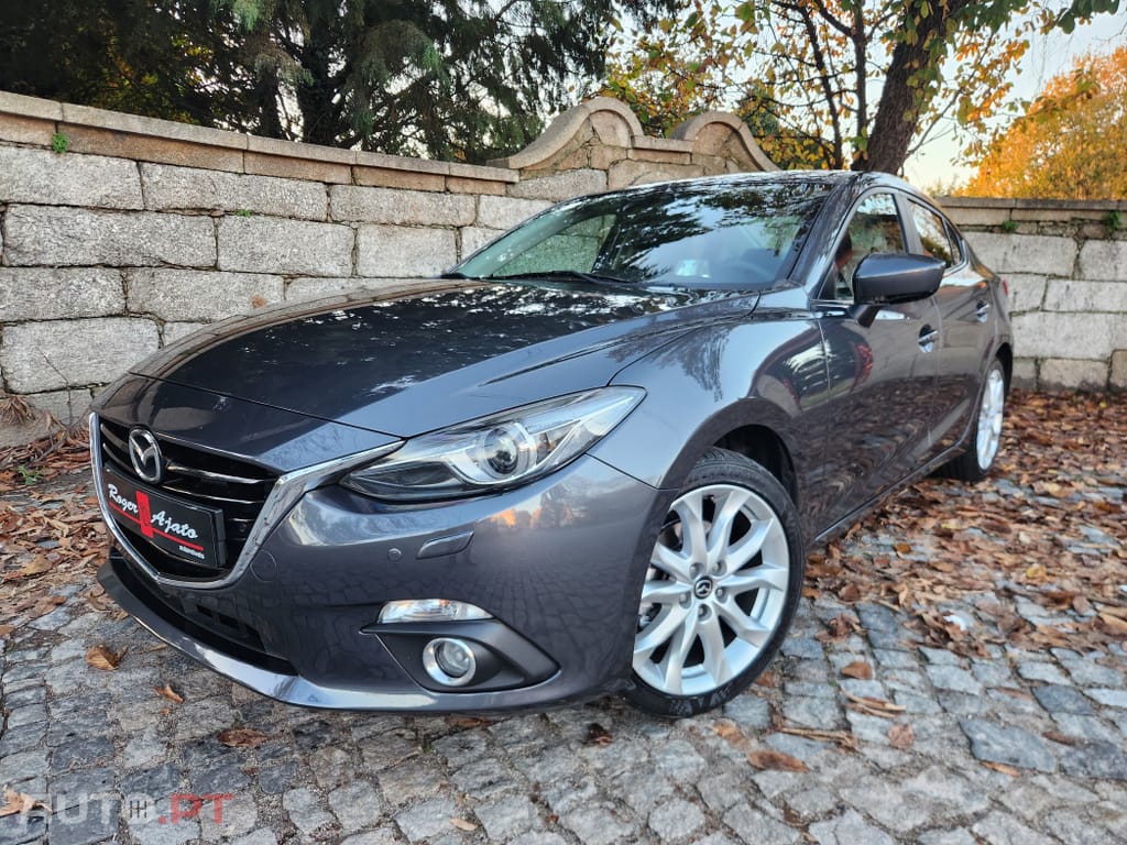 Mazda 3 1.5 Sky-D Excellence Navi