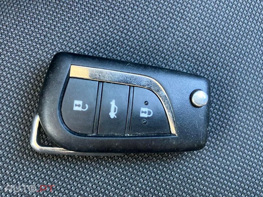 Toyota Corolla 1.5 VVT COMFORT