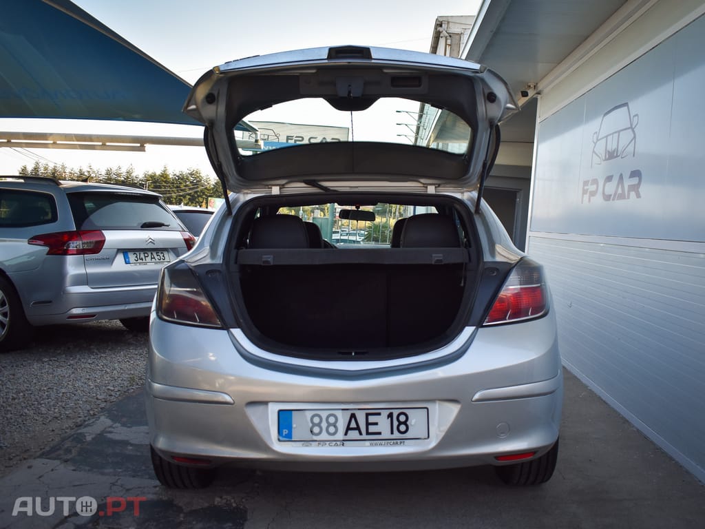 Opel Astra GTC 1.3 CDTi