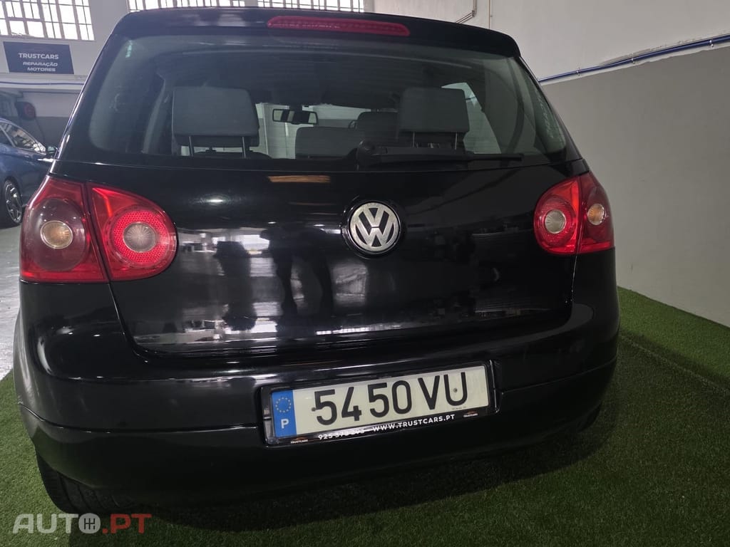 Volkswagen Golf 2.0 TDi Confortline