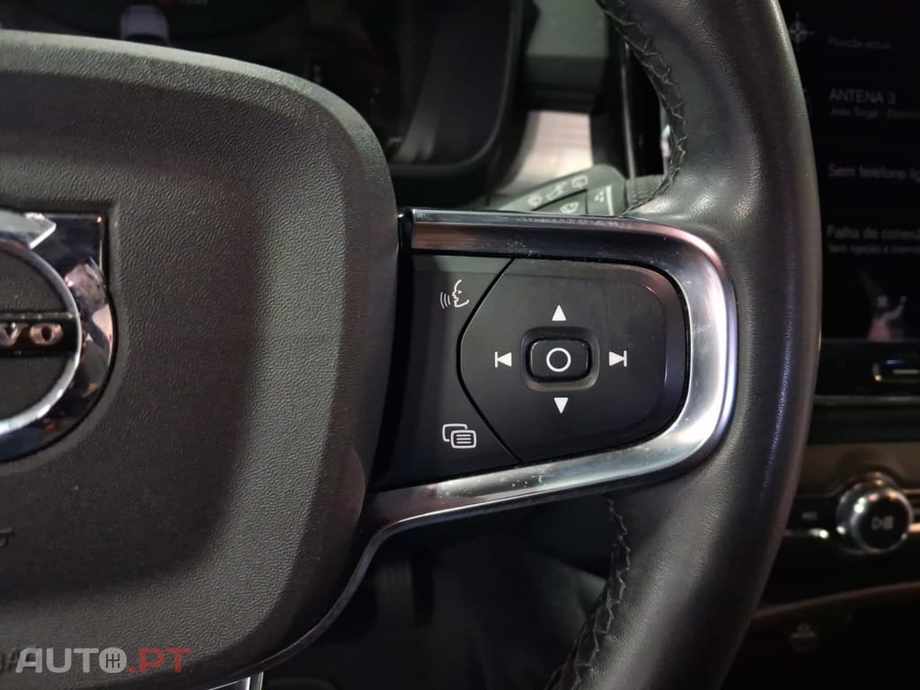 Volvo XC40 1.5 T4 Recharge Start