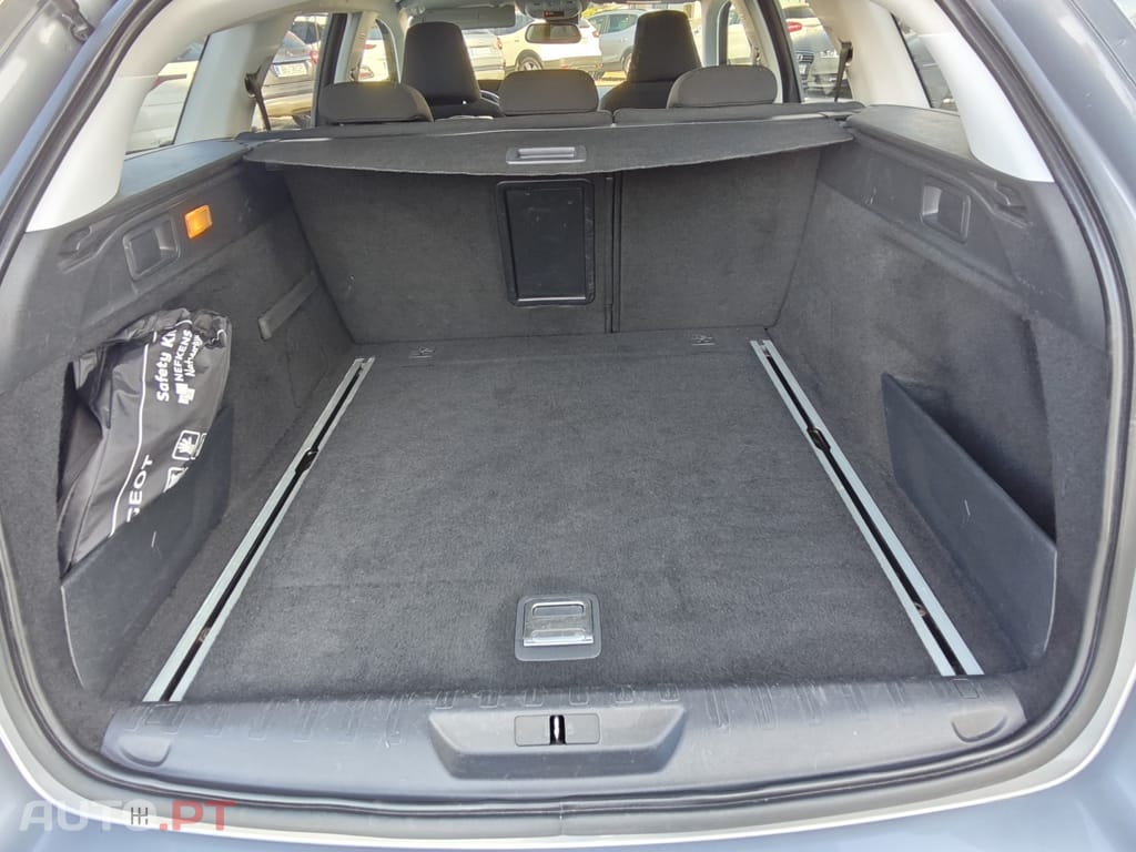 Peugeot 308 SW 1.6 BlueHDi Active
