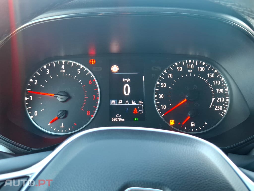 Renault Clio 1.0 TCe Evolution Bi-Fuel