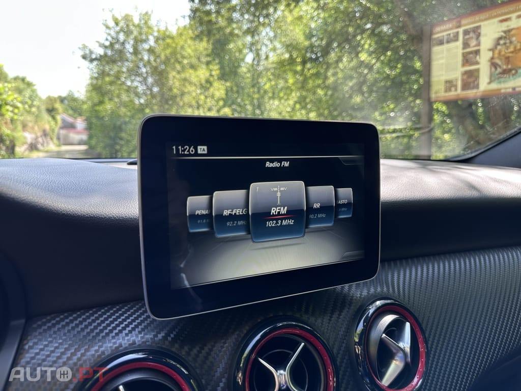 Mercedes-Benz A 45 AMG 4Matic Speedshift 7G-DCT