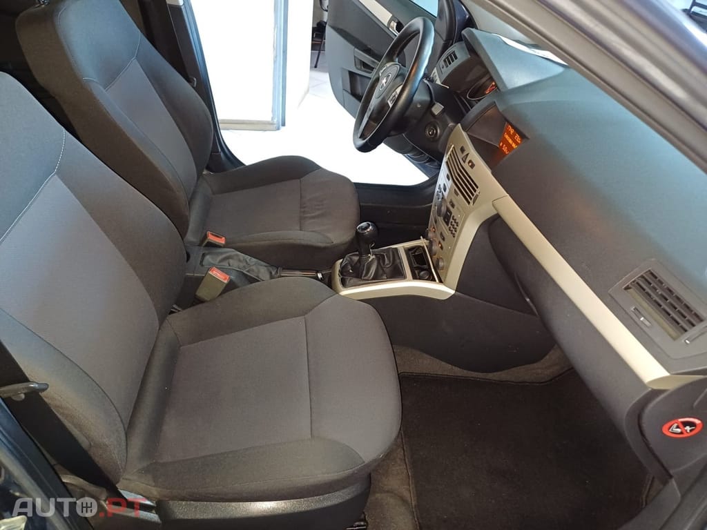 Opel Astra 1.3 CDTi Enjoy EcoFLEX