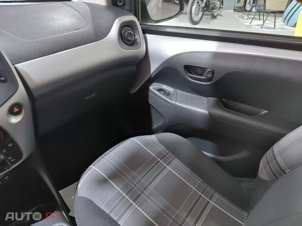 Peugeot 108 1.0 VTi Active