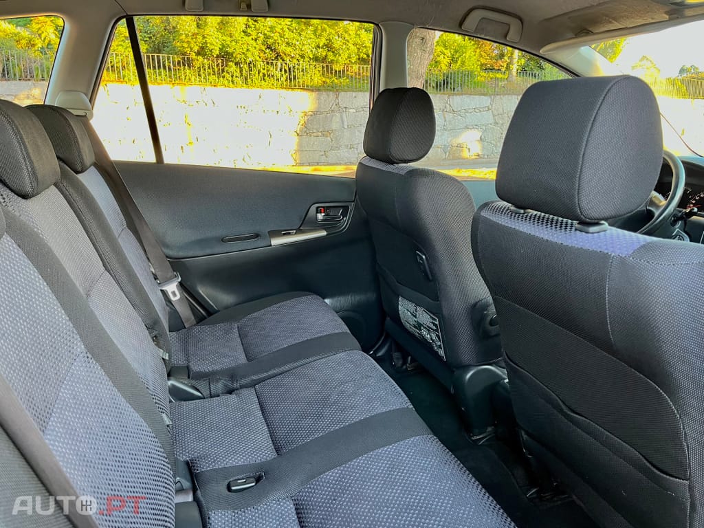 Toyota Corolla Verso 2.0 D-4D Sol
