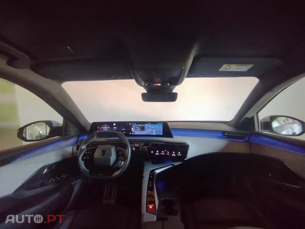 Peugeot E-5008 73 kWh GT