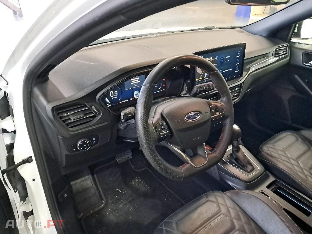 Ford Focus 1.0 EcoBoost MHEV ST-Line X Aut.