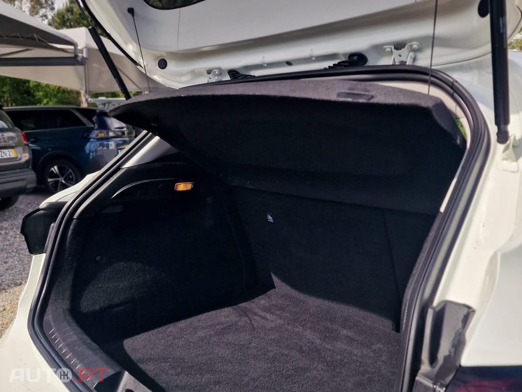 Fiat Tipo 1.3 M-Jet Lounge Hatchback