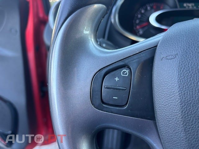 Renault Clio 0.9 TCE Limited