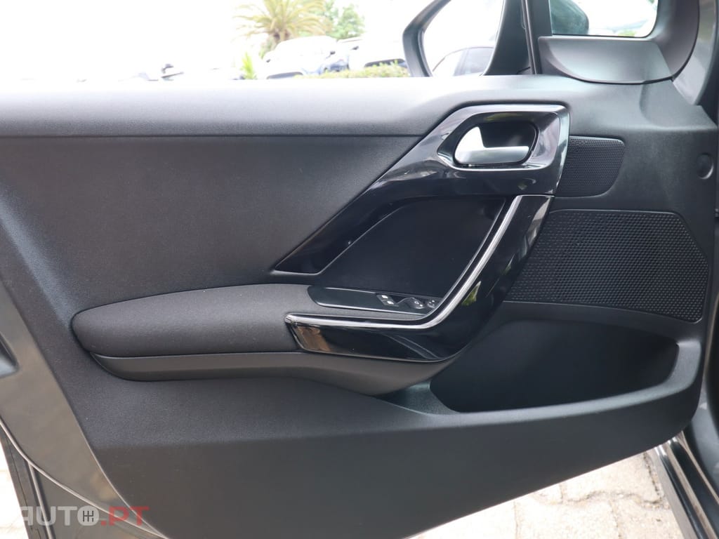 Peugeot 208 1.4 HDi Active