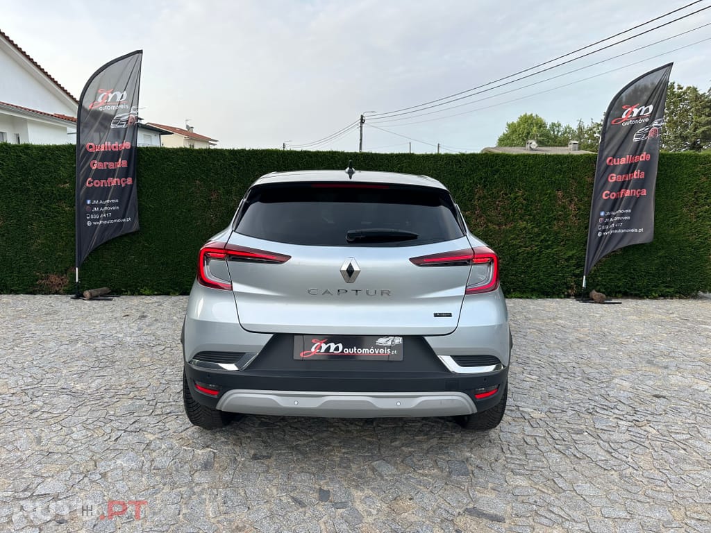 Renault Captur 1.6 E-Tech Hybrid