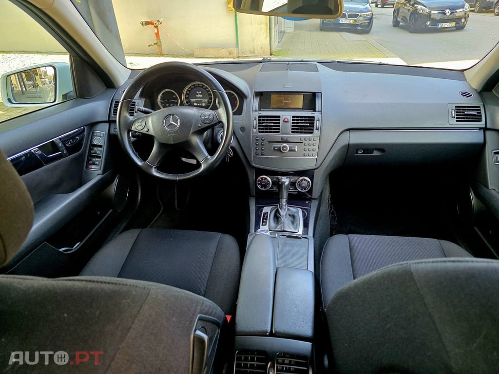 Mercedes-Benz C 220 CDI Auto Elegance DPF