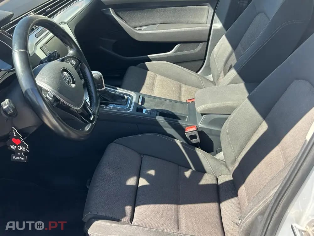 Volkswagen Passat Variant 2.0 TDI Confortline DSG