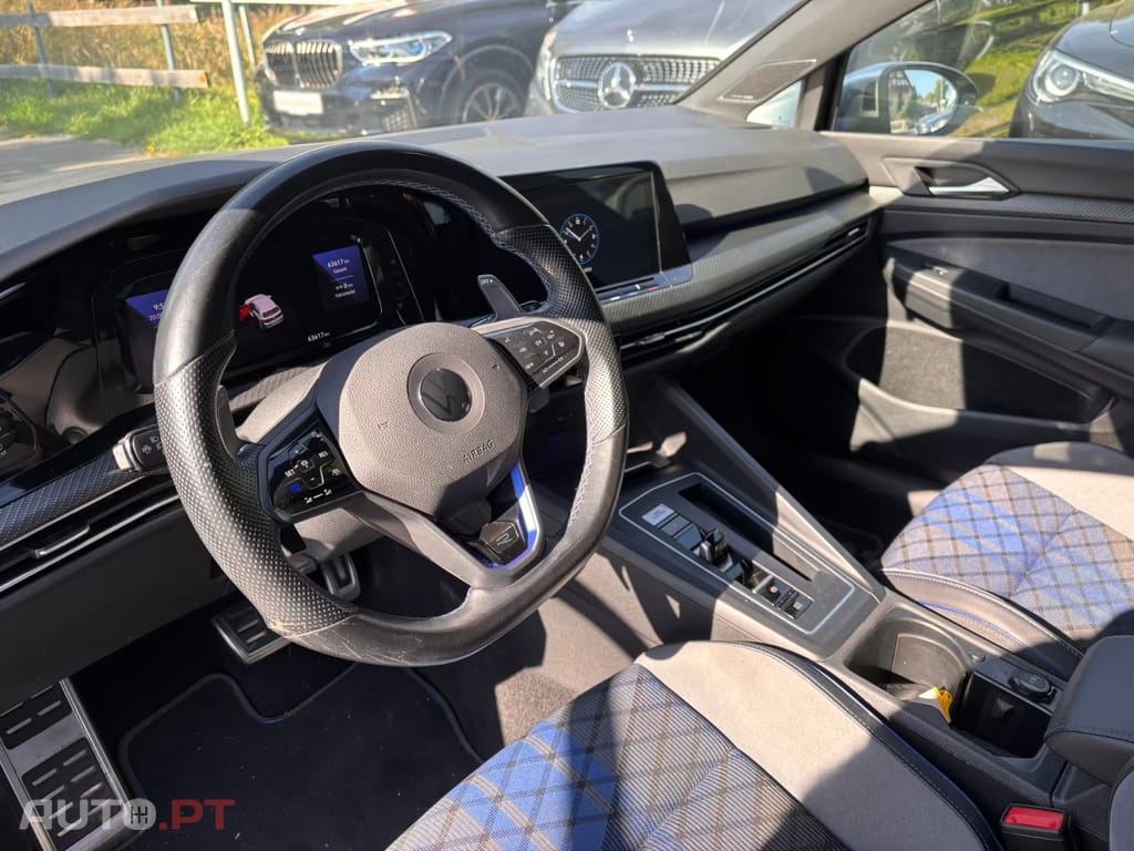 Volkswagen Golf 2.0 TSI R DSG