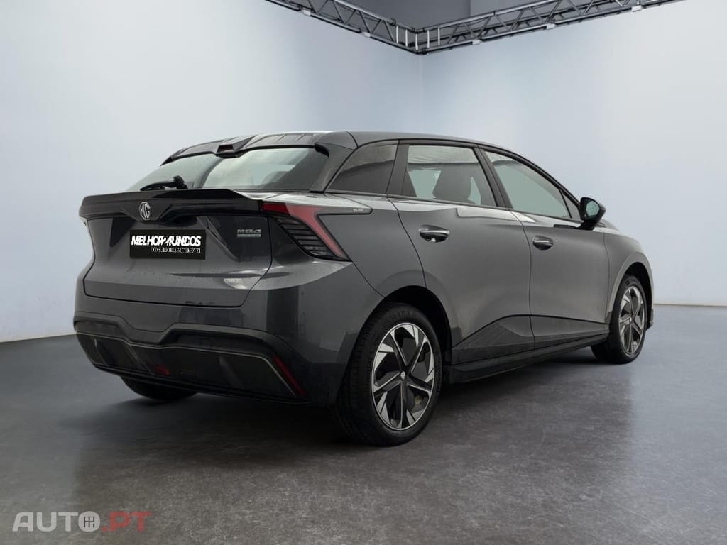 MG MG4 51 kWh Standard