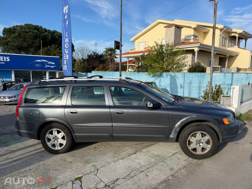 Volvo XC70 2.4 D5 Nivel 2
