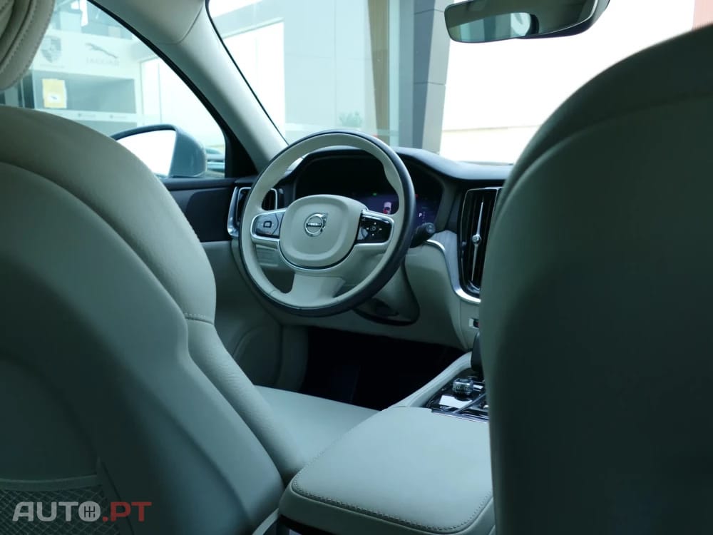 Volvo V60 2.0 T6 AWD TE Core