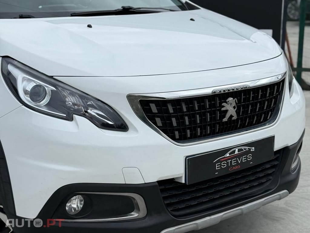 Peugeot 2008 1.2 PureTech Allure