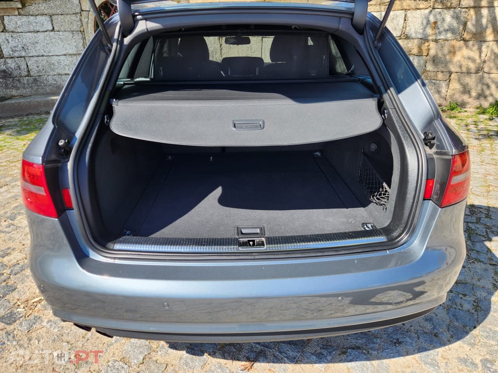 Audi A4 Avant 2.0 TDI multitronic Sport