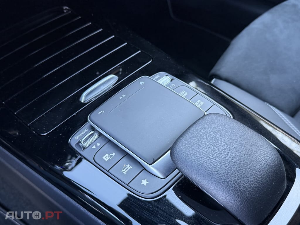 Mercedes-Benz CLA 250 e Shooting Brake 8G-DCT AMG Line