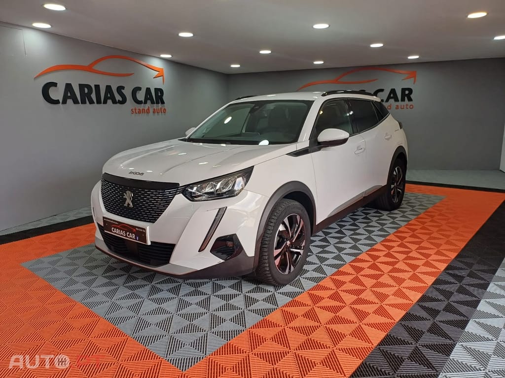 Peugeot 2008 1.2 PureTech Allure EAT8