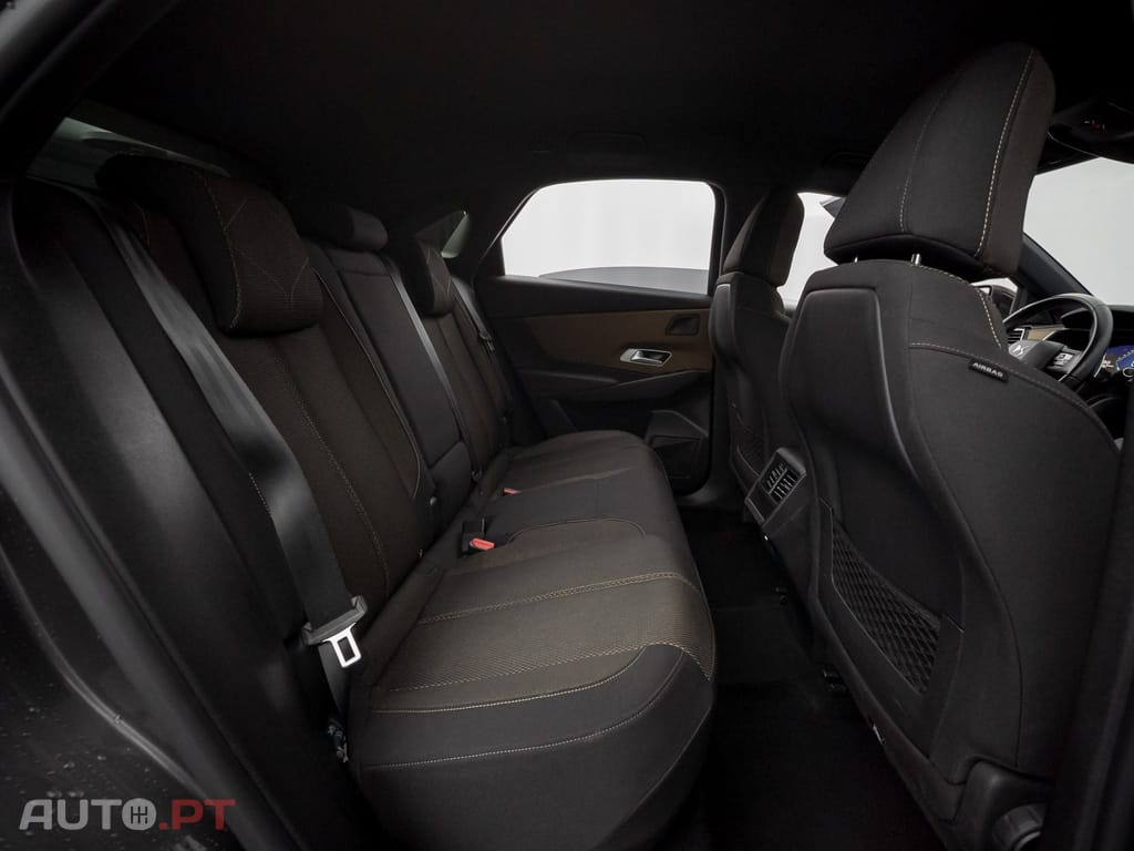 DS DS7 Crossback E-Tense Bastille+ EAT8