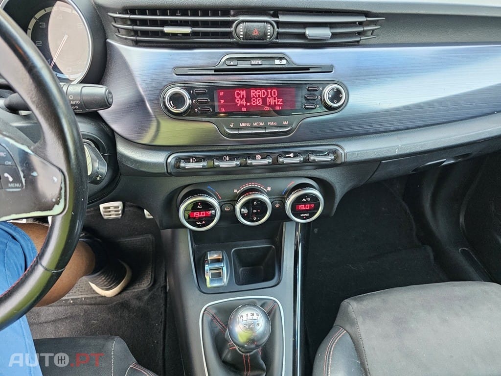 Alfa Romeo Giulietta 1.6 JTDm Distinctive