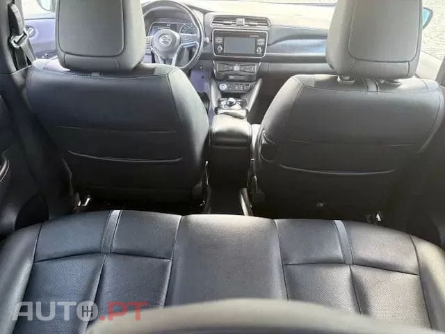 Nissan Leaf Tekna Two Tone+ProPilot Park