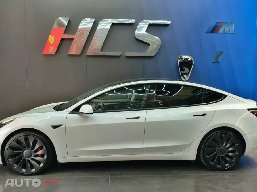 Tesla Model 3 Performance Tração Integral