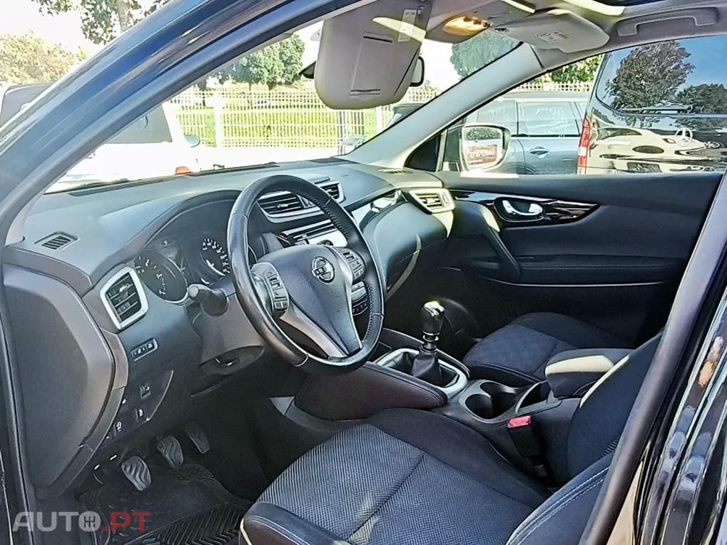 Nissan Qashqai 1.5 dCi N-Connecta RS+PS
