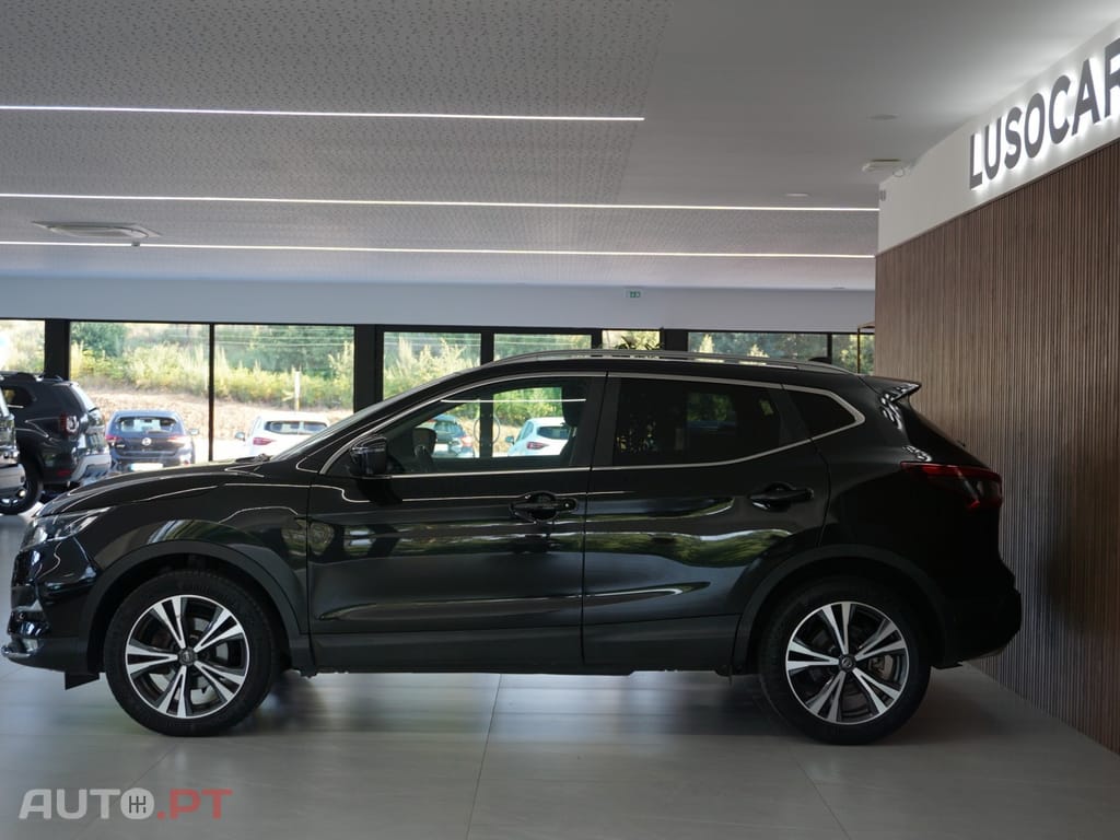 Nissan Qashqai 1.2 DIG-T N-Connecta 18