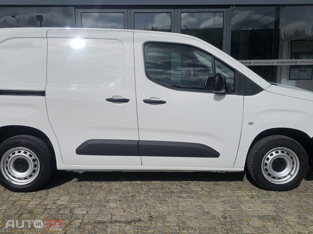 Peugeot Partner 1.6 BlueHDi L1 Pro 3L