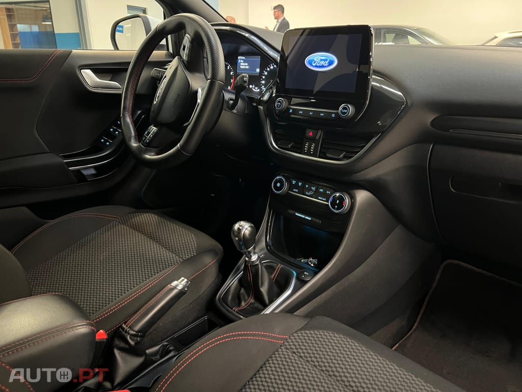 Ford Puma 1.0 EcoBoost MHEV ST-Line