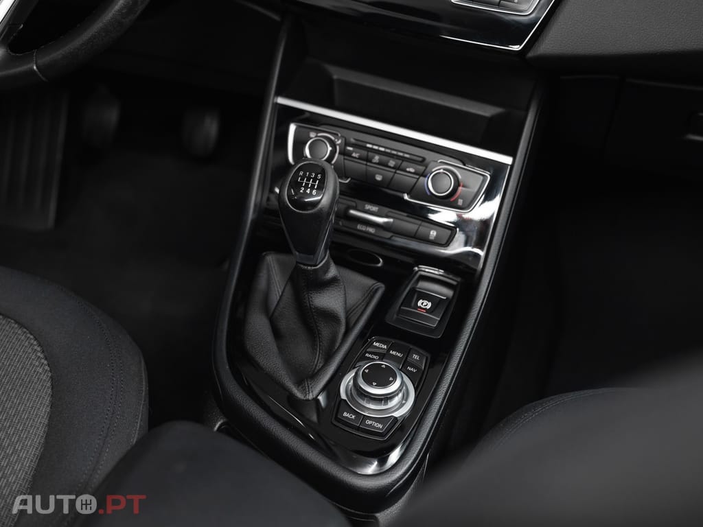 BMW 216 d Advantage